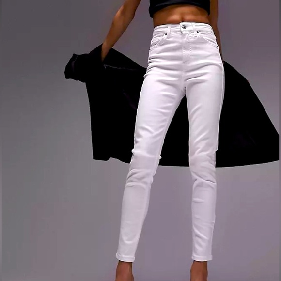 NWOT: Topshop Moto Jamie High Rise White Skinny Jeans, W26 L30 - Picture 3 of 14